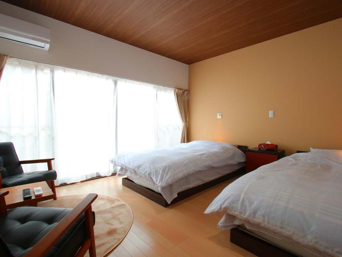 Minshuku Shiroyama Hotel Taketa ภายนอก รูปภาพ